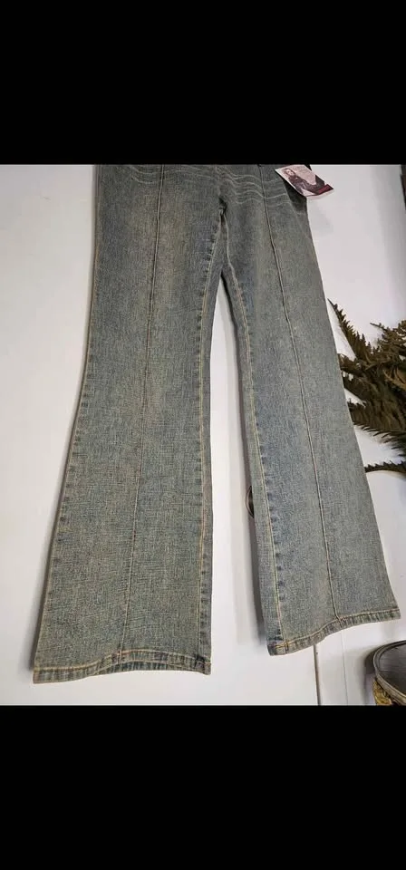 Sz 5/6 Y2K New with Tag XOXO Low Rise Flare Vintage Jeans image indicator(3)