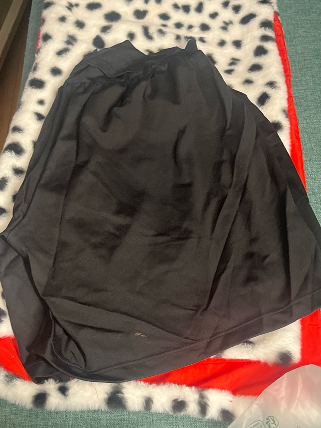Halara Shorts XL - photo 2