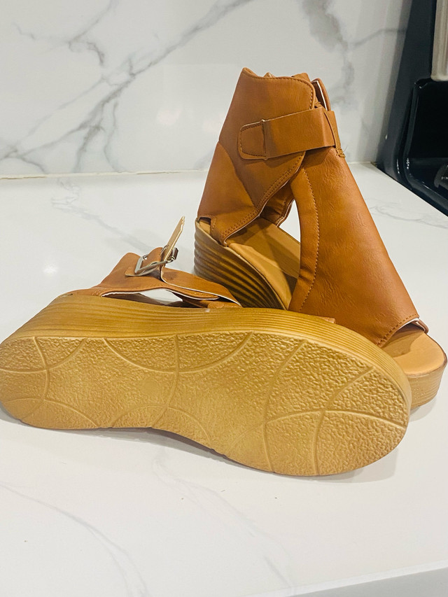 Women's High-top Wedge Sandals! Size 7 - photo 4