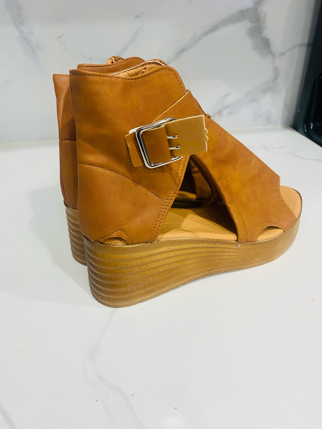 Women's High-top Wedge Sandals! Size 7 - photo 5