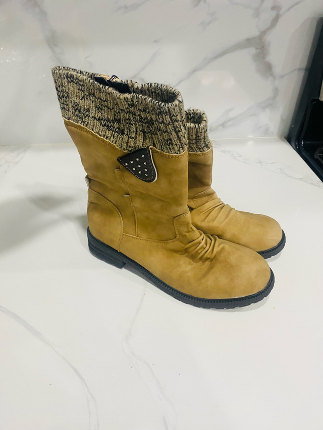 Block Heels Short Boots! Size 8.5 - photo 2