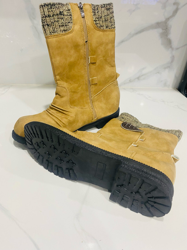 Block Heels Short Boots! Size 8.5 - photo 5