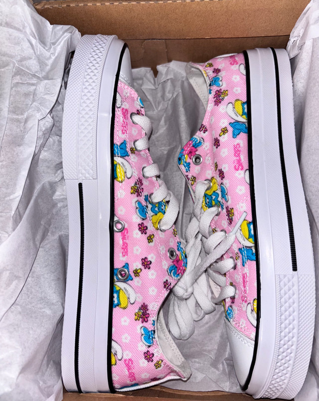Smurfette Converse Style Sneakers - Size 40 - photo 4