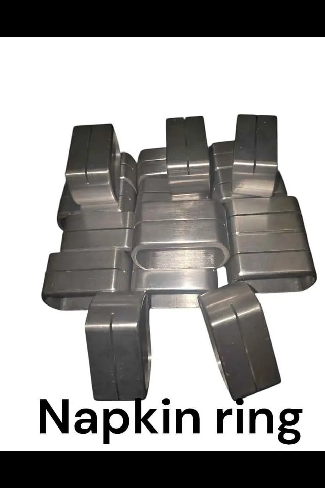 Sliver napkin rings (18)