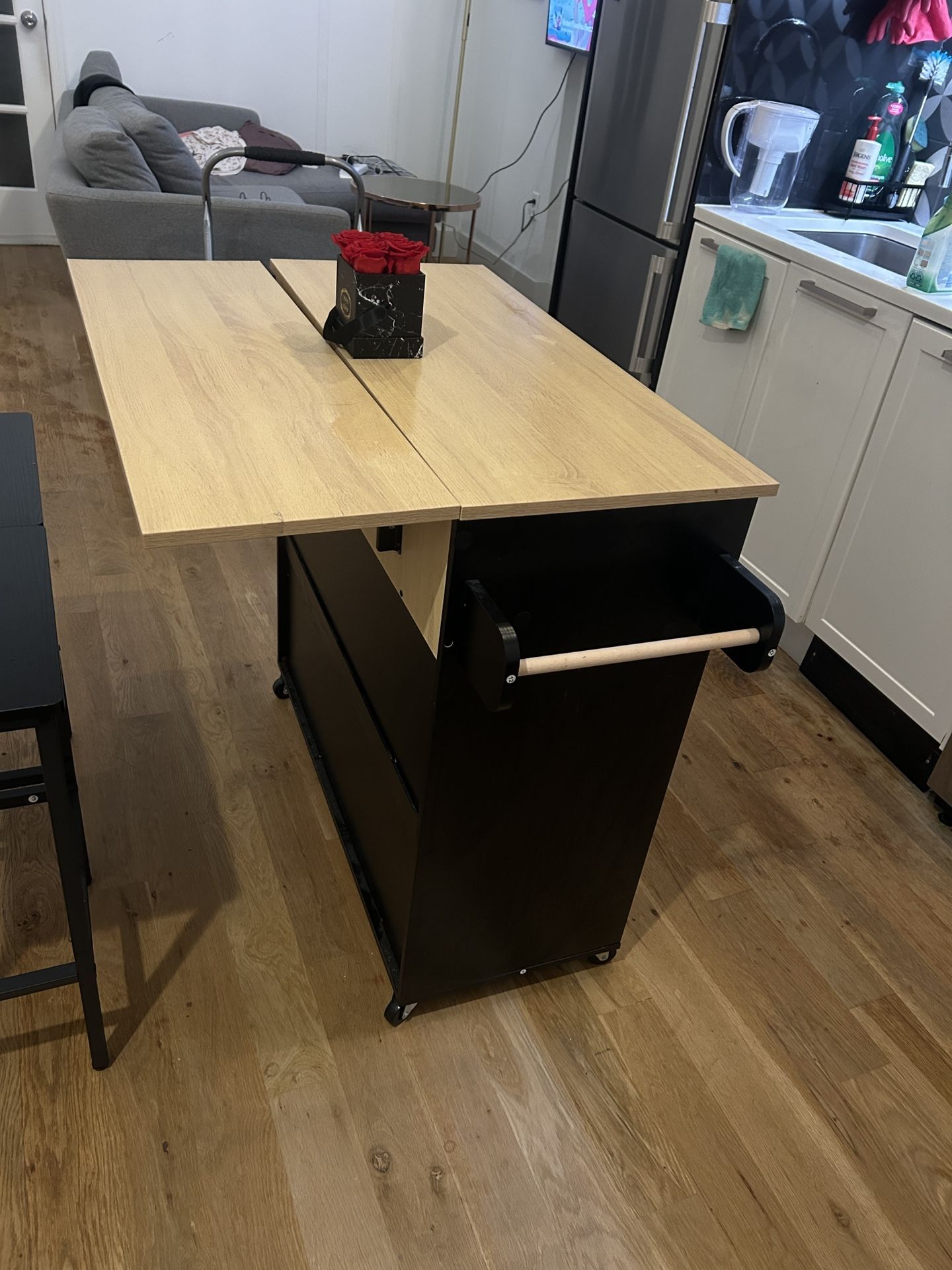 Rolling Kitchen Island with Bar Stools - photo 4