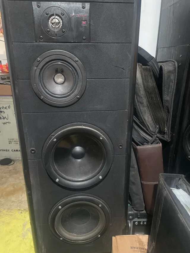 jbl tower speakers LX66