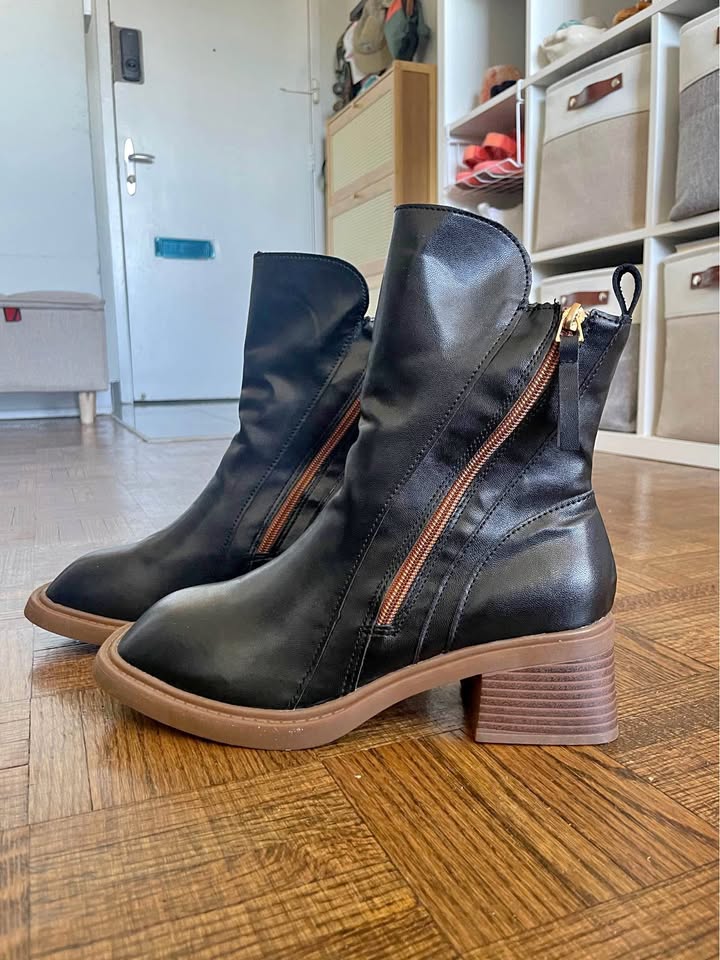 Black Leather Boots
