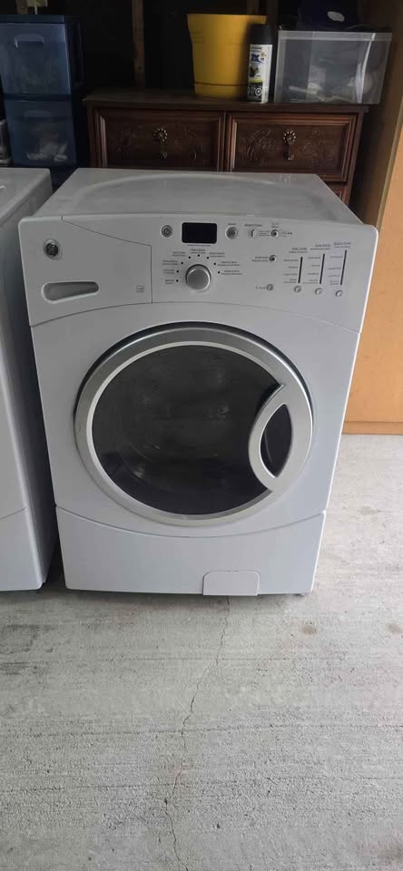 Washer and Dryer for sale - photo 2