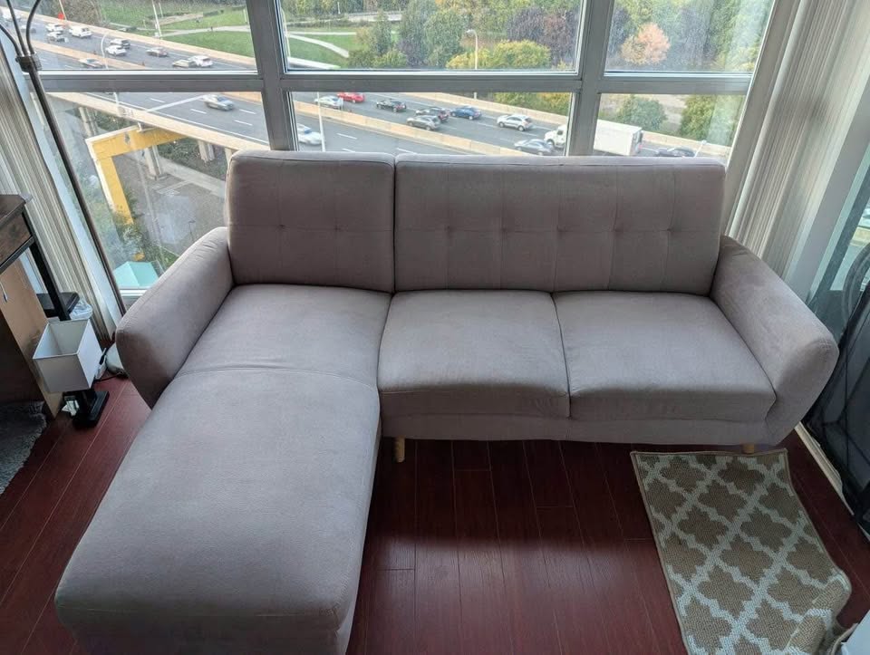 Structube L-Shaped Couch in Dusty Rose colour - photo 2