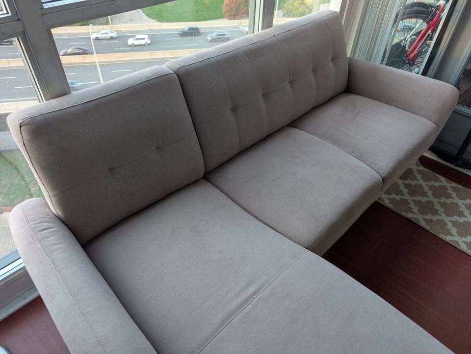 Structube L-Shaped Couch in Dusty Rose colour - photo 3