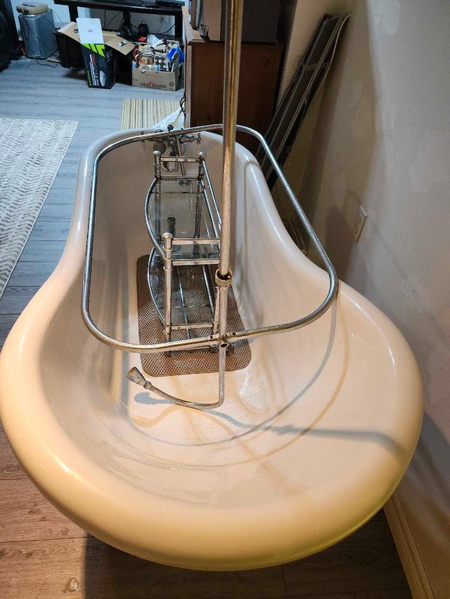 acrylic claw foot soaker tub - photo 2