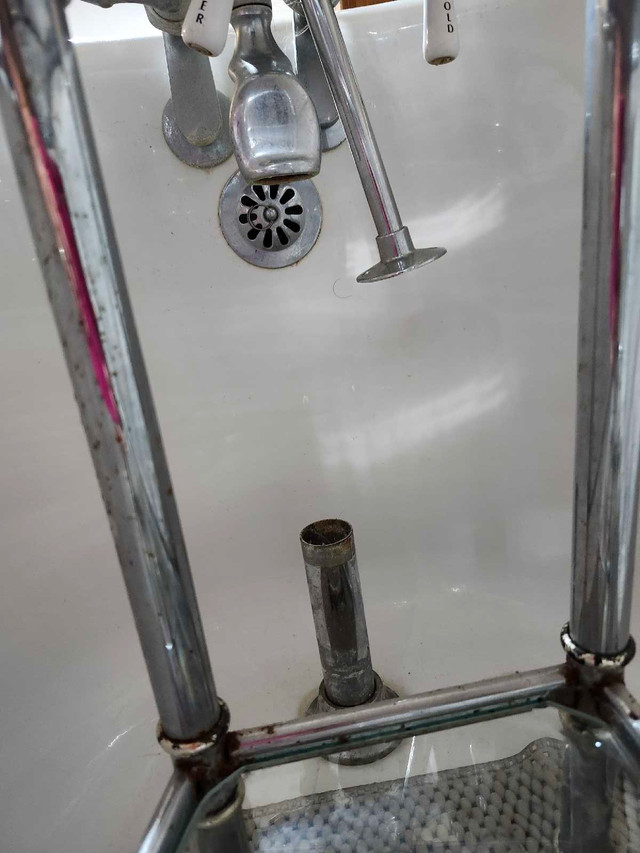 acrylic claw foot soaker tub - photo 3