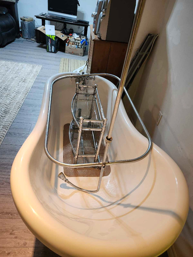 acrylic claw foot soaker tub - photo 4