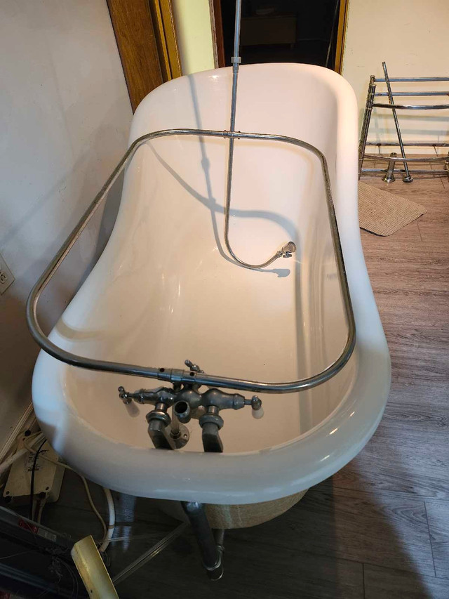 acrylic claw foot soaker tub - photo 5