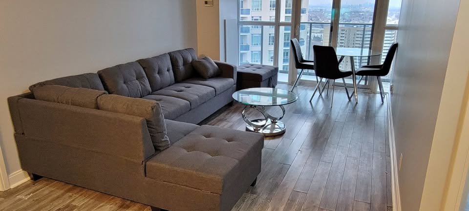Sectional Sofa with Chaise