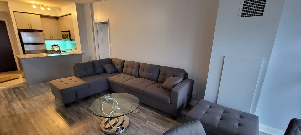 Sectional Sofa with Chaise - photo 2
