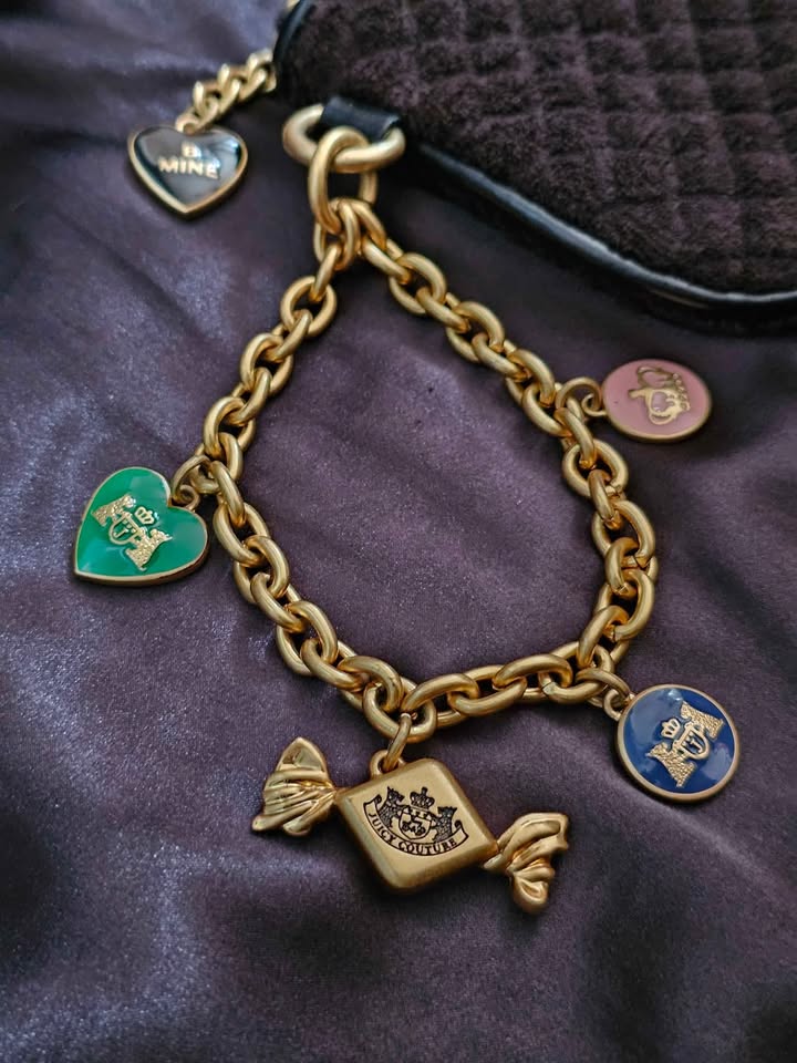 Y2K Juicy Couture Vintage Wristlet with Charm Bracelet Strap - photo 2