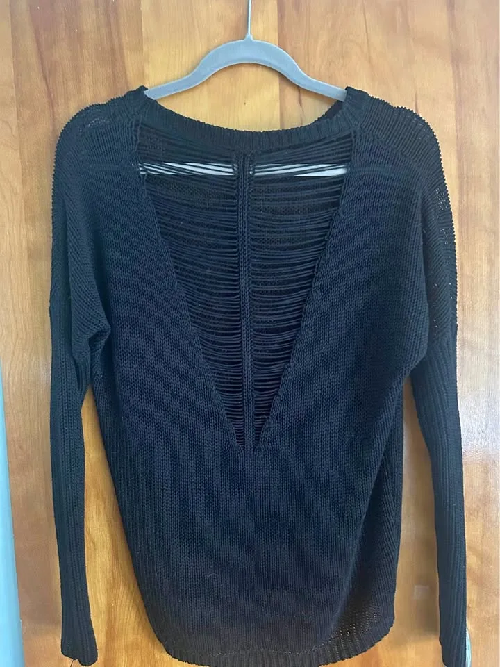 Black knit sweater thumbnail