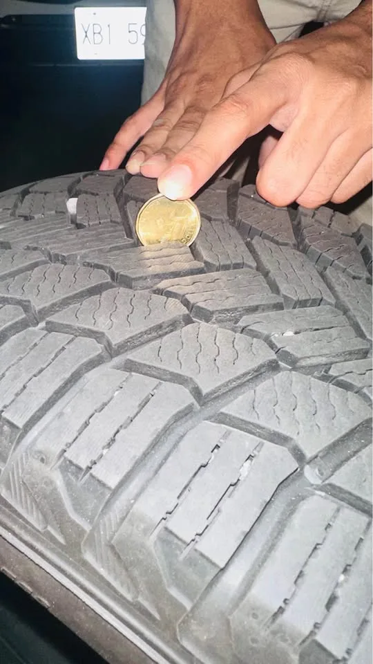 Michelin X-Ice Snow Tires + Rims - 95% Tread (CX-30 Fit) image indicator(2)