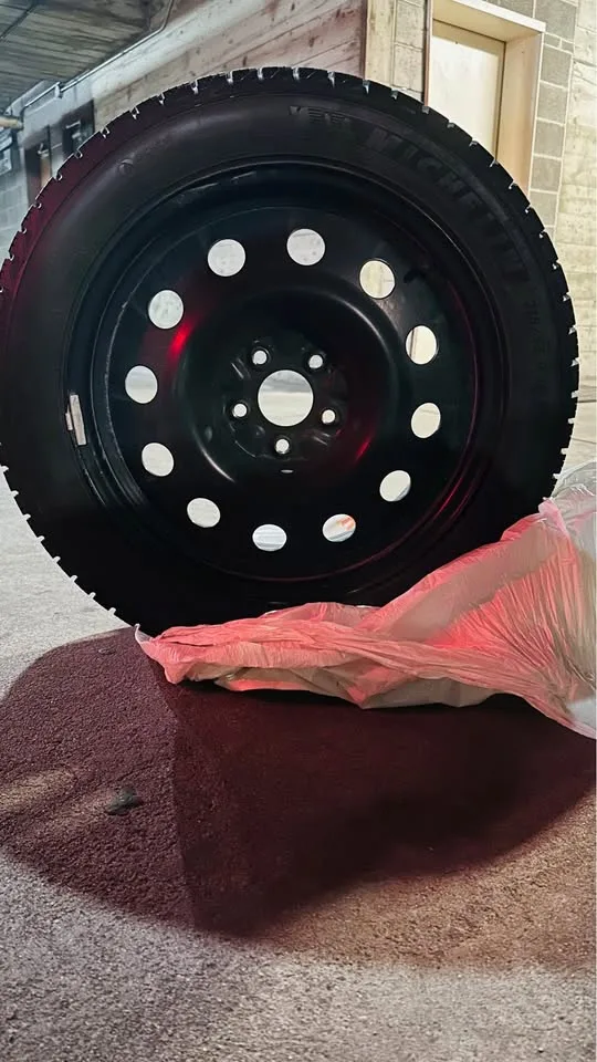 Michelin X-Ice Snow Tires + Rims - 95% Tread (CX-30 Fit) image indicator(5)