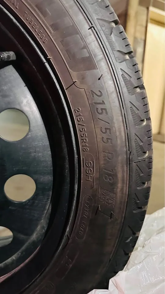 Michelin X-Ice Snow Tires + Rims - 95% Tread (CX-30 Fit) image indicator(7)