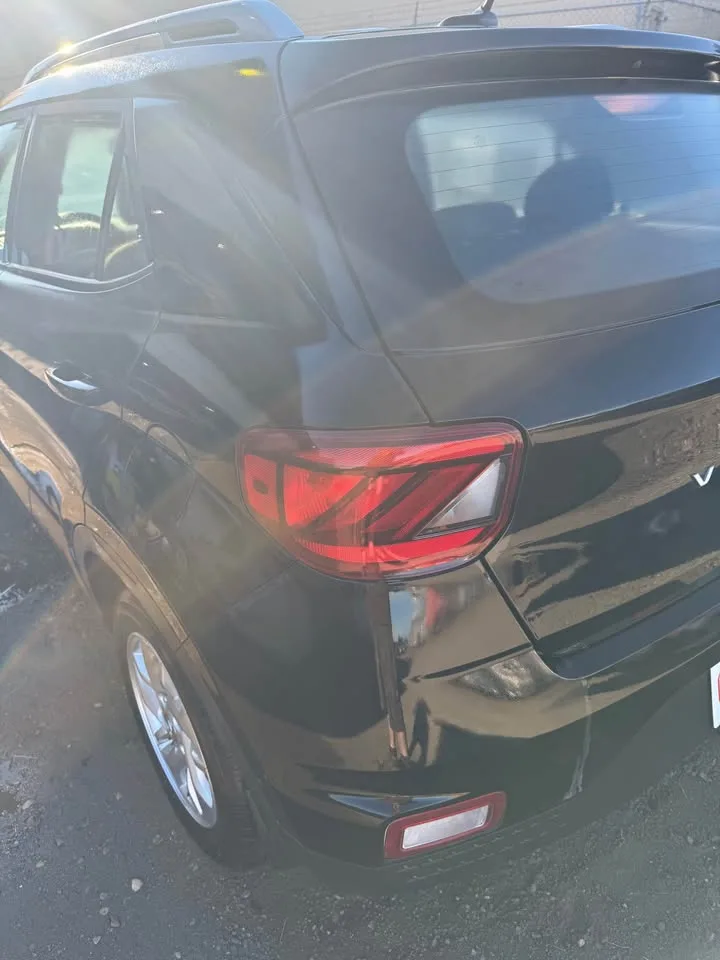 2023 Hyundai Venue image indicator(7)