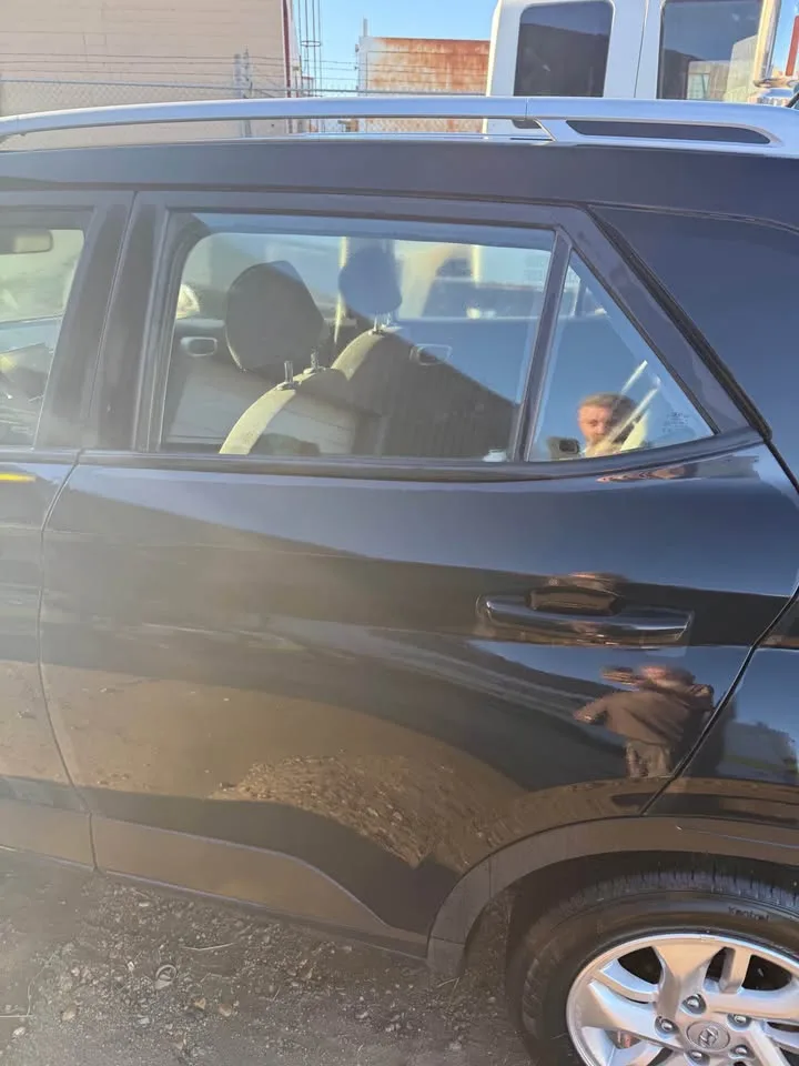 2023 Hyundai Venue image indicator(8)