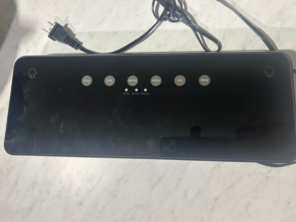 NEW - Vacuum Sealer Machine - photo 2