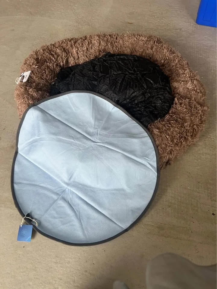 NEW - Peppy Buddies calming dog bed with cooling mat image indicator(3)