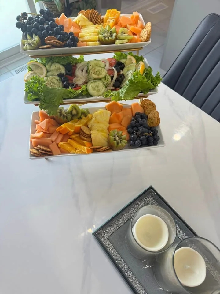 Fruit and Salad Platter image indicator(3)