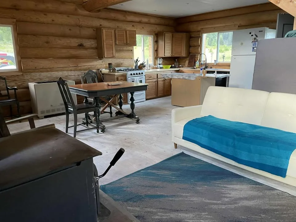 1 Bed 1 Bath House image indicator(2)