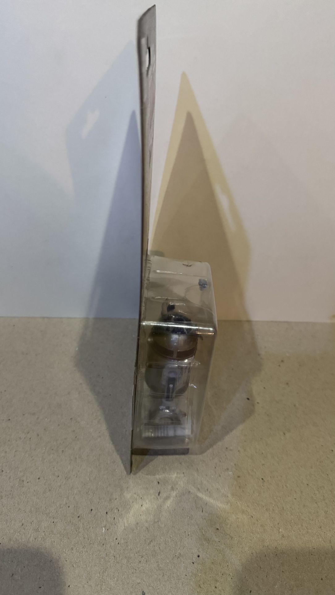 Star Wars ESB 40th Anniversary R2-D2 Black Series - photo 3