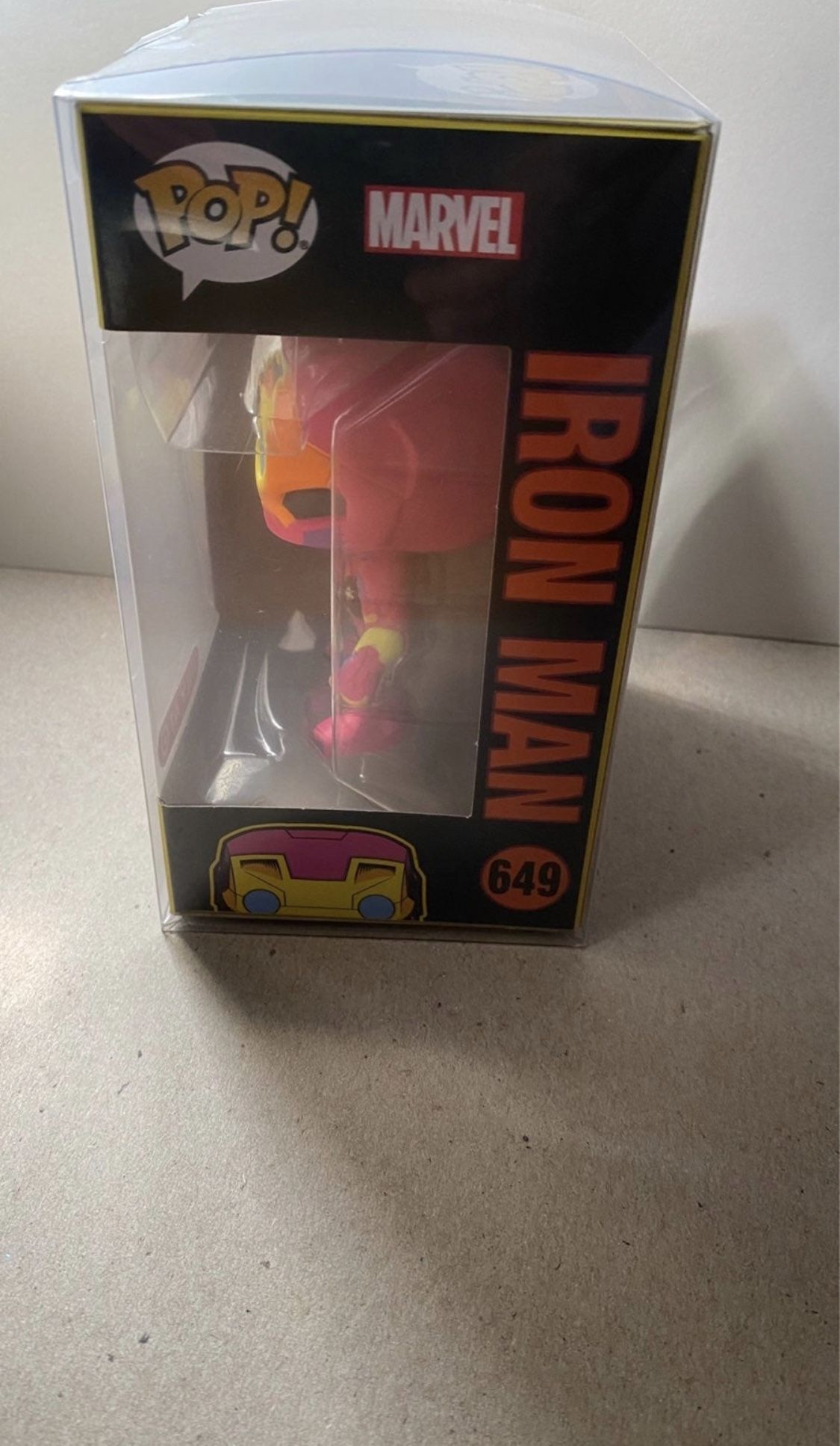 DAMAGED Funko POP Marvel IRON MAN #649 Target Exclusive - photo 2