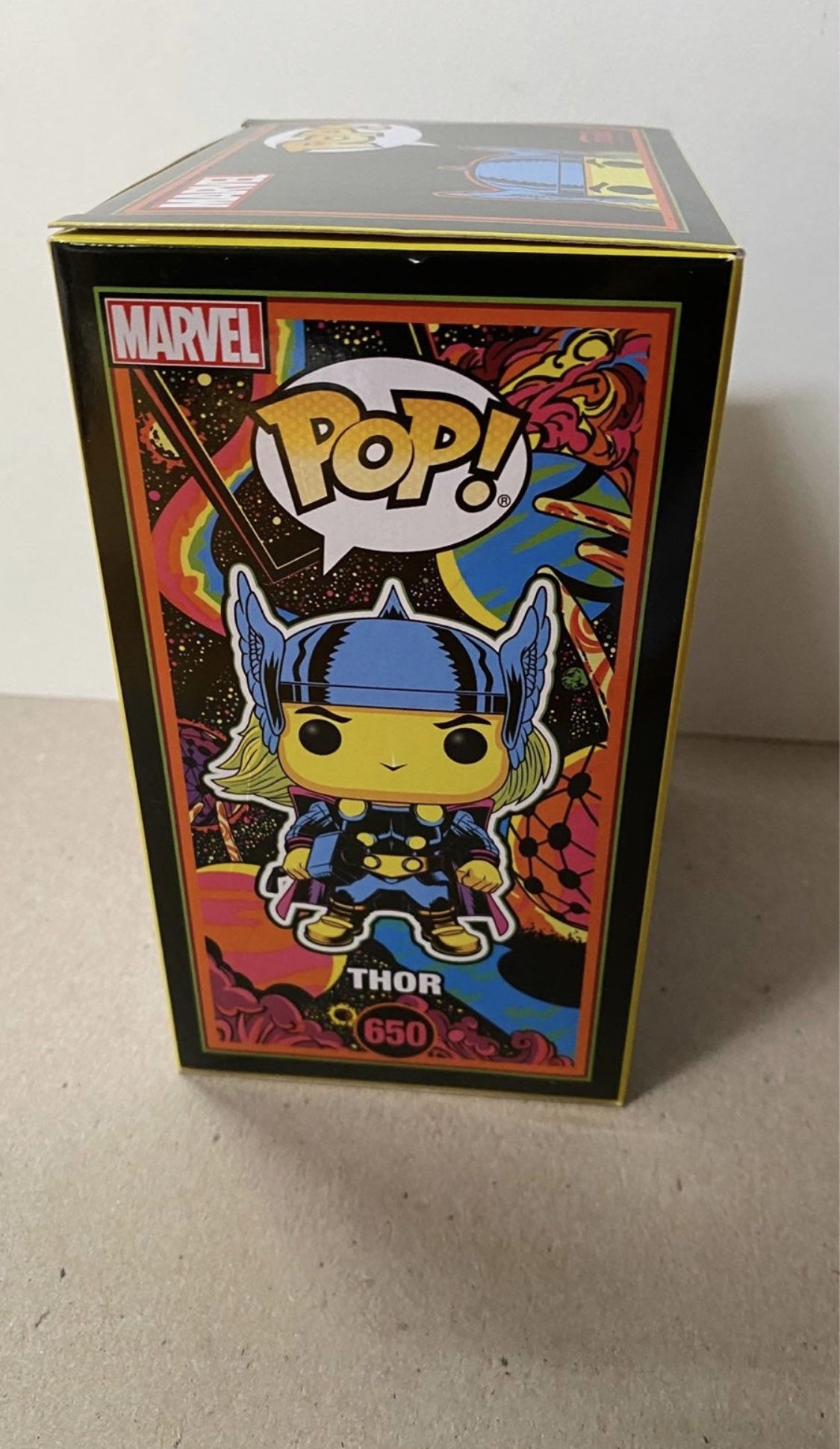 Funko Pop Marvel Blacklight Thor #650 Target Exclusive - photo 4