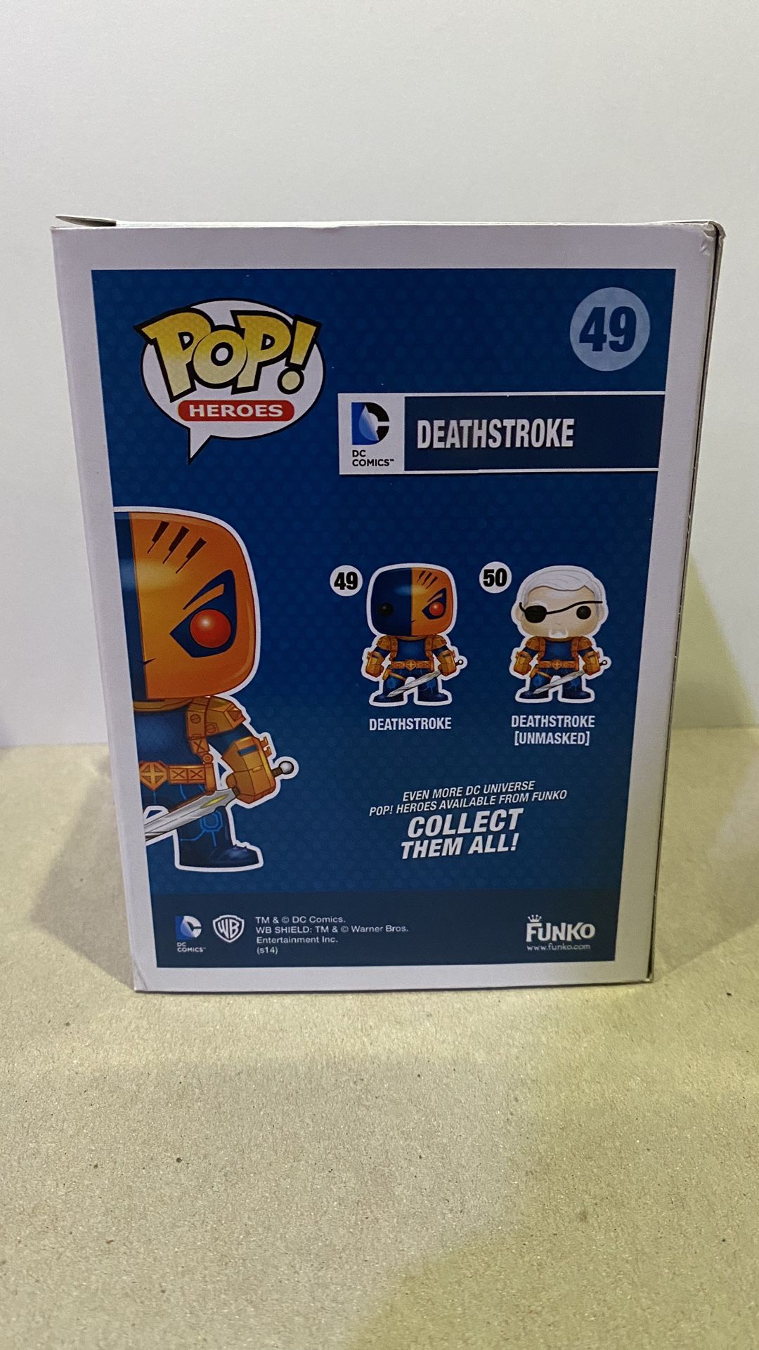 Funko Pop DC: Deathstroke Vinyl Figure #49 PX Exclusive - photo 3