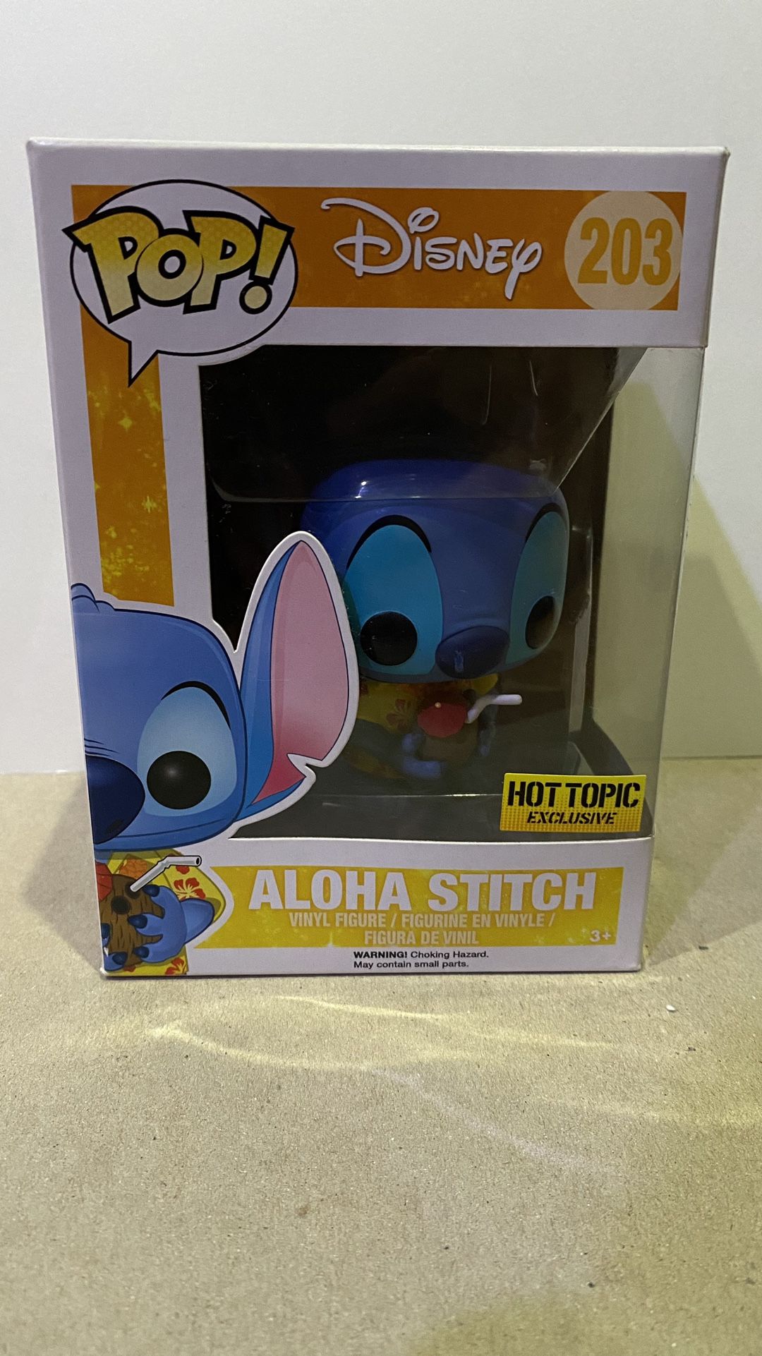 FUNKO POP Aloha Stitch # 203 Hot Topic Exclusive