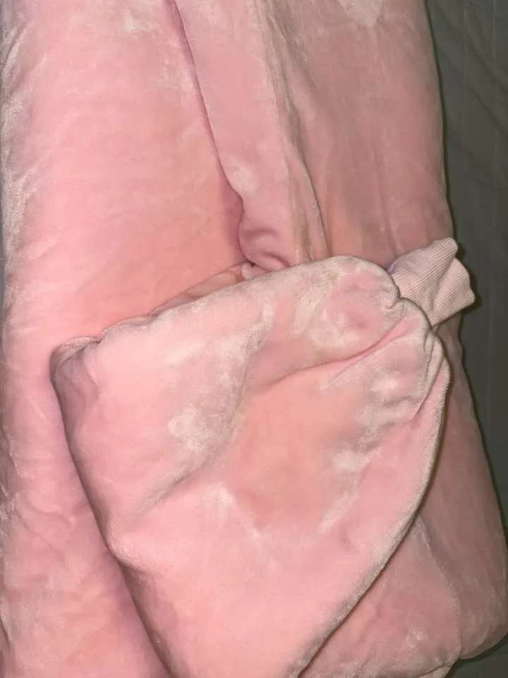 Original Light Pink Oodie with White Sherpa Lining image indicator(9)