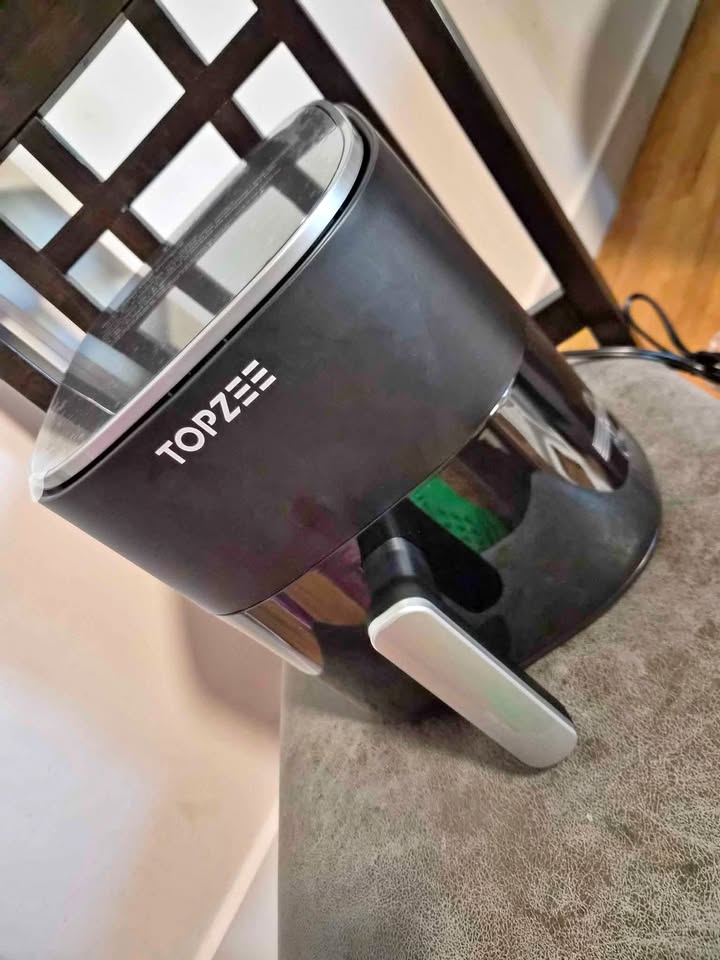 TOPZEE Air Fryer 12-in-1, 5.5 QT Large Capacity