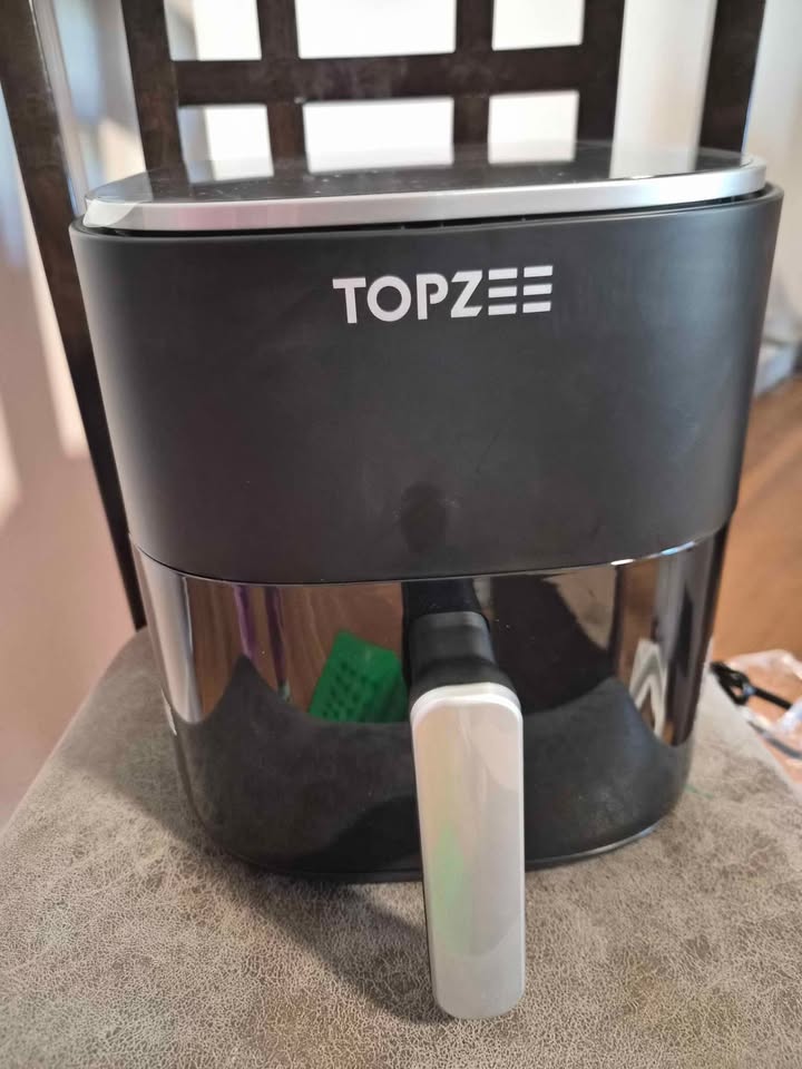 TOPZEE Air Fryer 12-in-1, 5.5 QT Large Capacity - photo 2