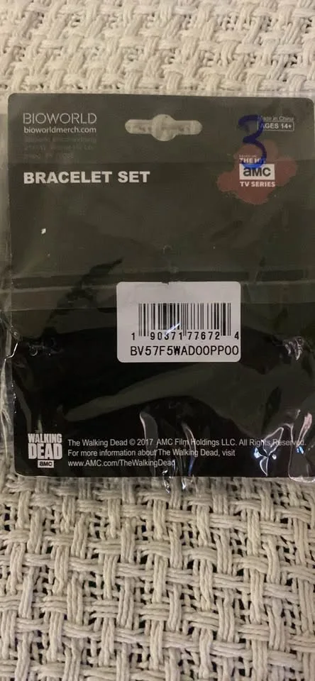 Walking Dead Bracelet image indicator(2)