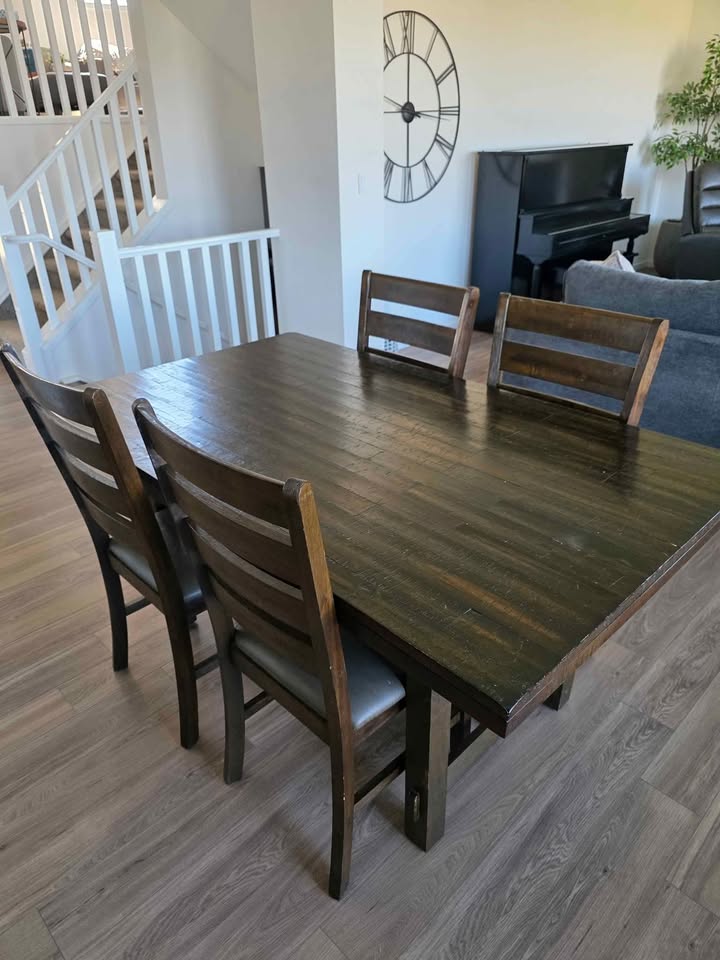 5 Piece Dining Set - photo 2