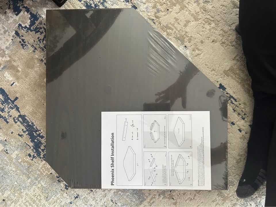 Corner Shelf Wall Mounted Shelves Display, 17"L x 17"W - photo 5