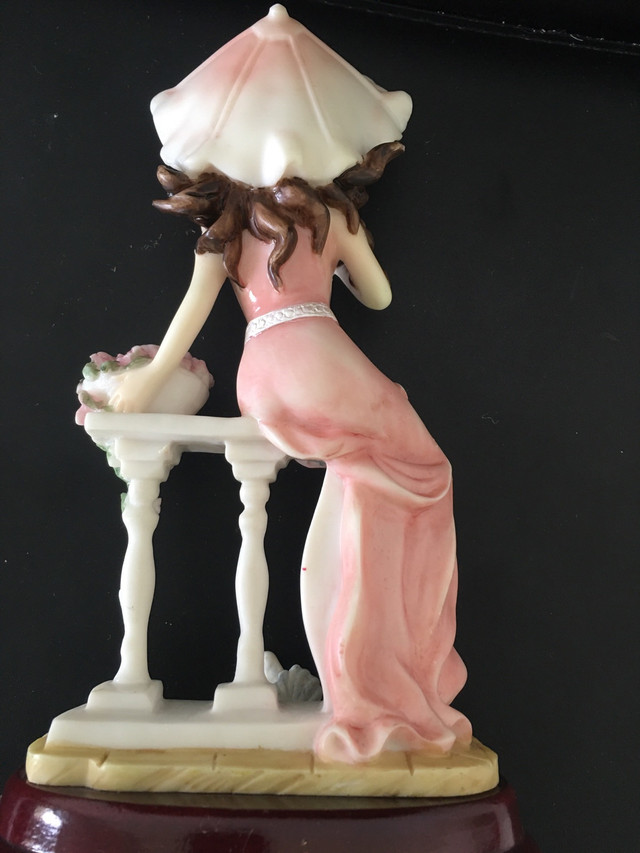 Natelia Collection Figurine - photo 4
