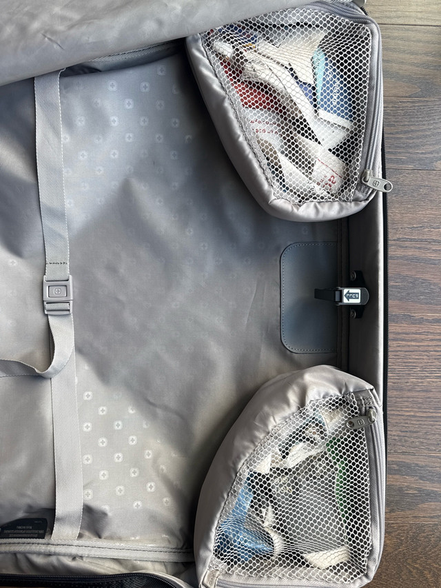 Swiss Gear Garment Bag - photo 4