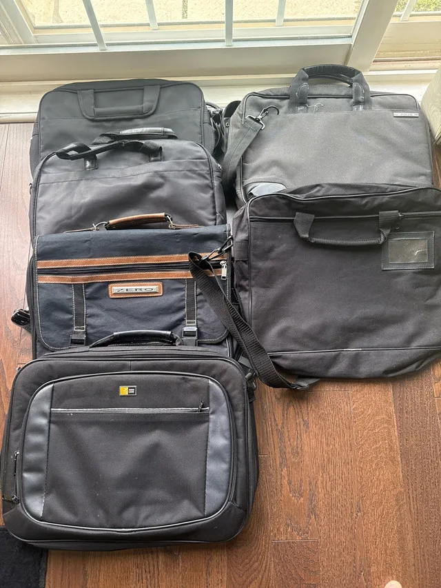 Laptop Bags thumbnail