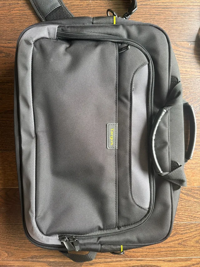 Targus Laptop Bag thumbnail