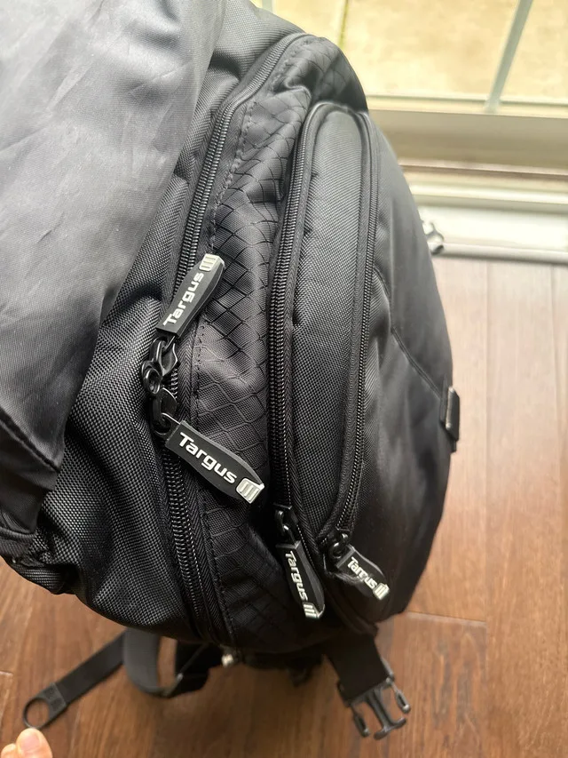 Targus laptop Backpack image indicator(3)