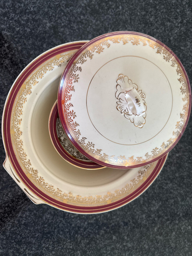 Royal Albert Serving Dishes - photo 5