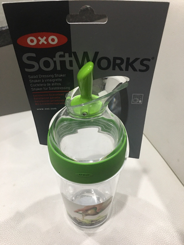 OXO Salad Dressing Shaker - photo 3