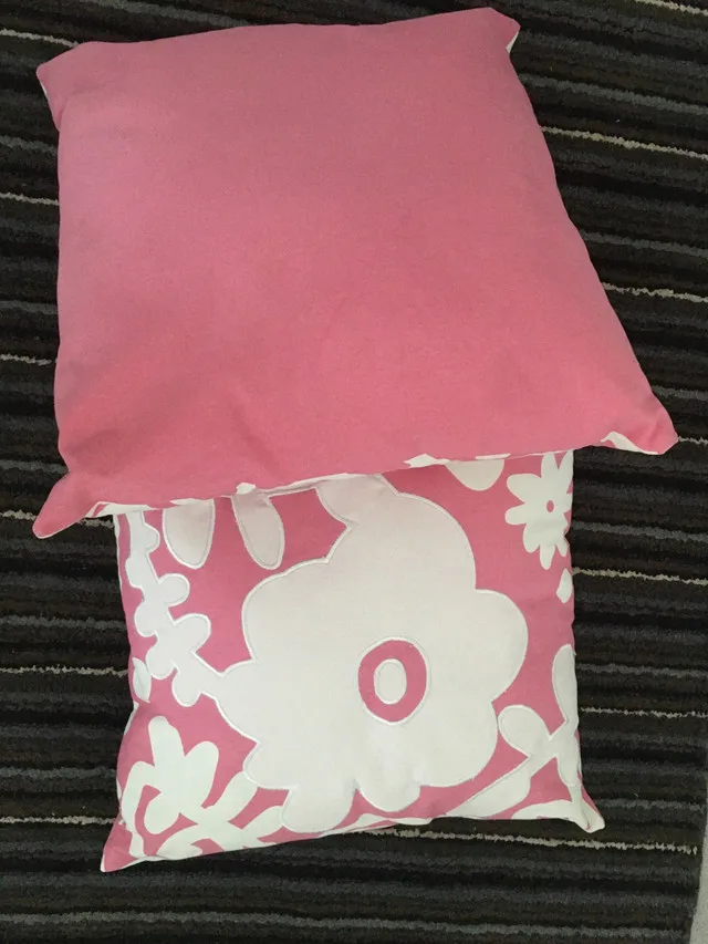 Floral Throw Pillows image indicator(2)